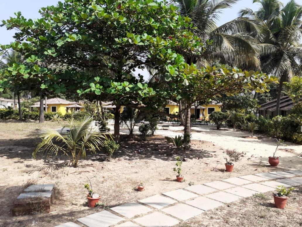 Lamour Beach Resort Benaulim Exterior foto